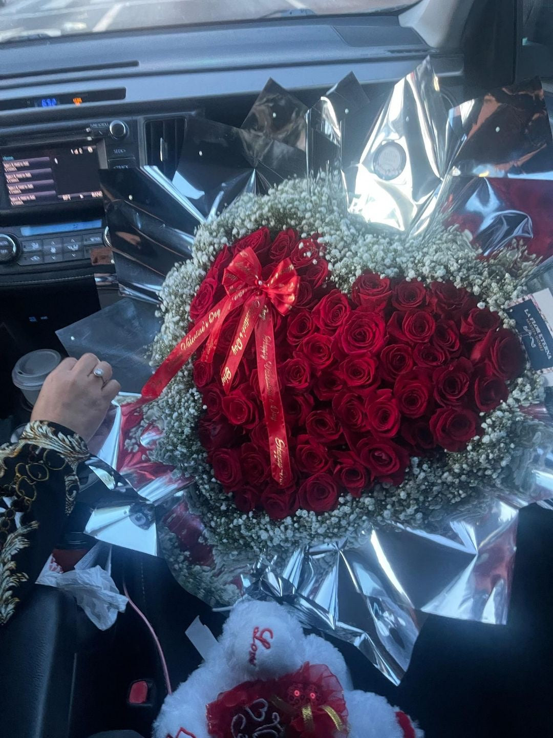50 Roses 🌹 Heart Bouquet 💐